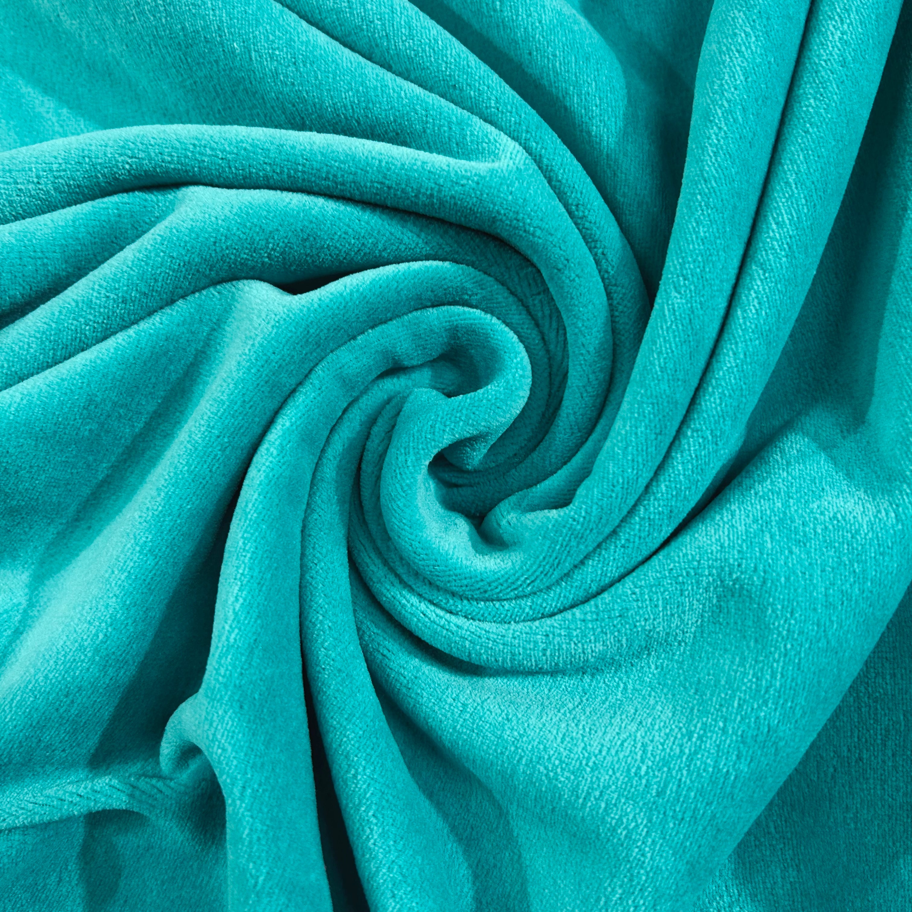 Turquoise Nicky