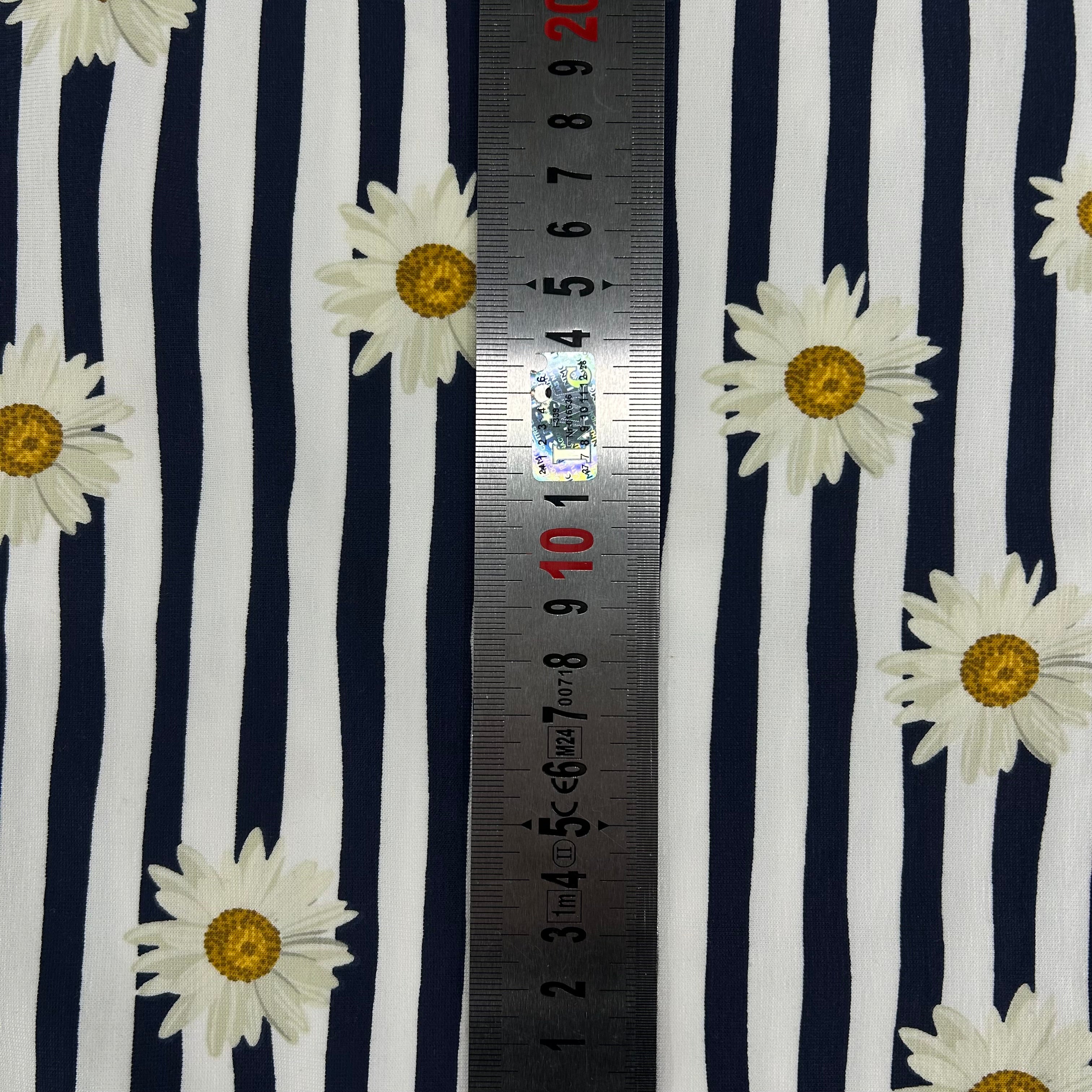 Daisy Stripe Bloom