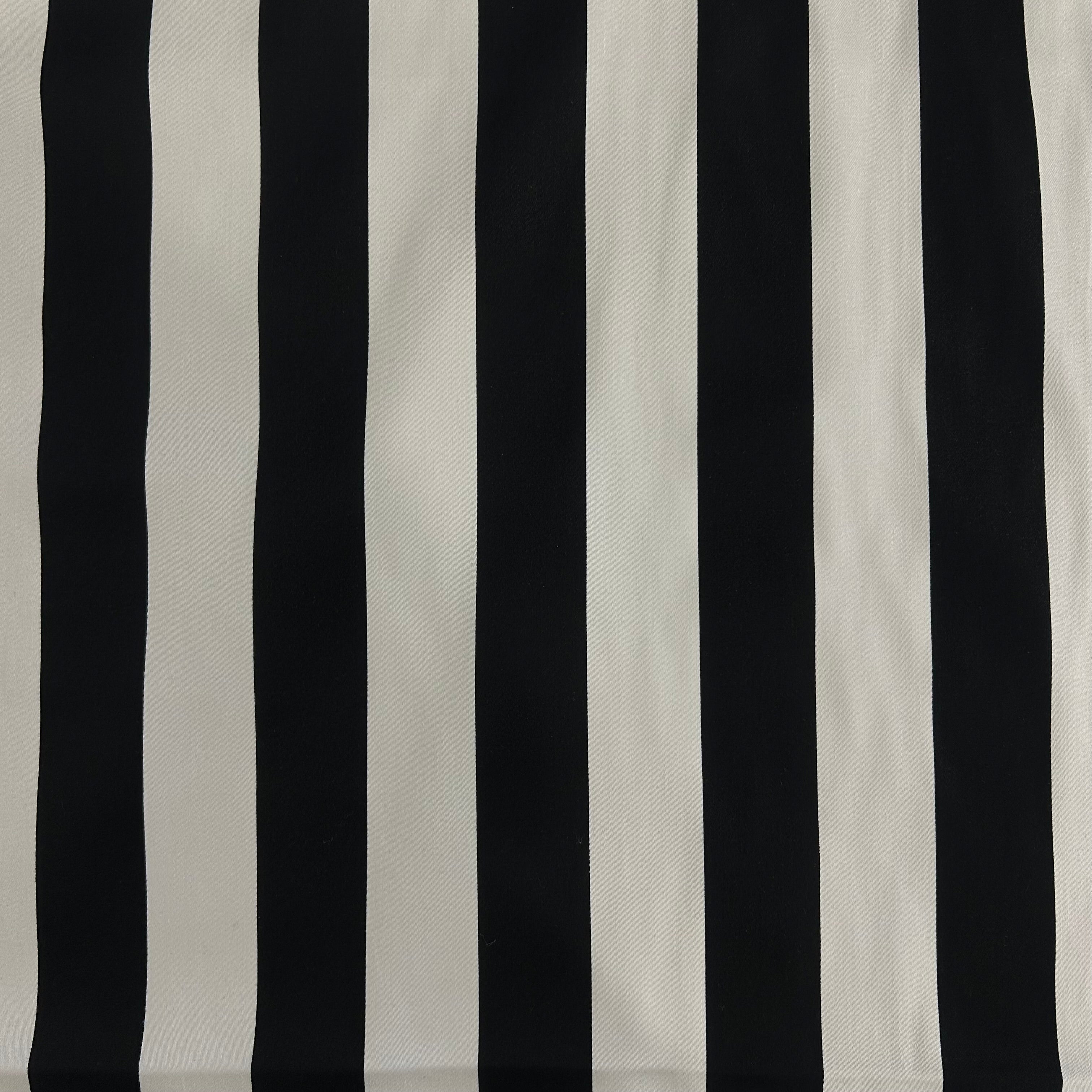 Black & White Stripe