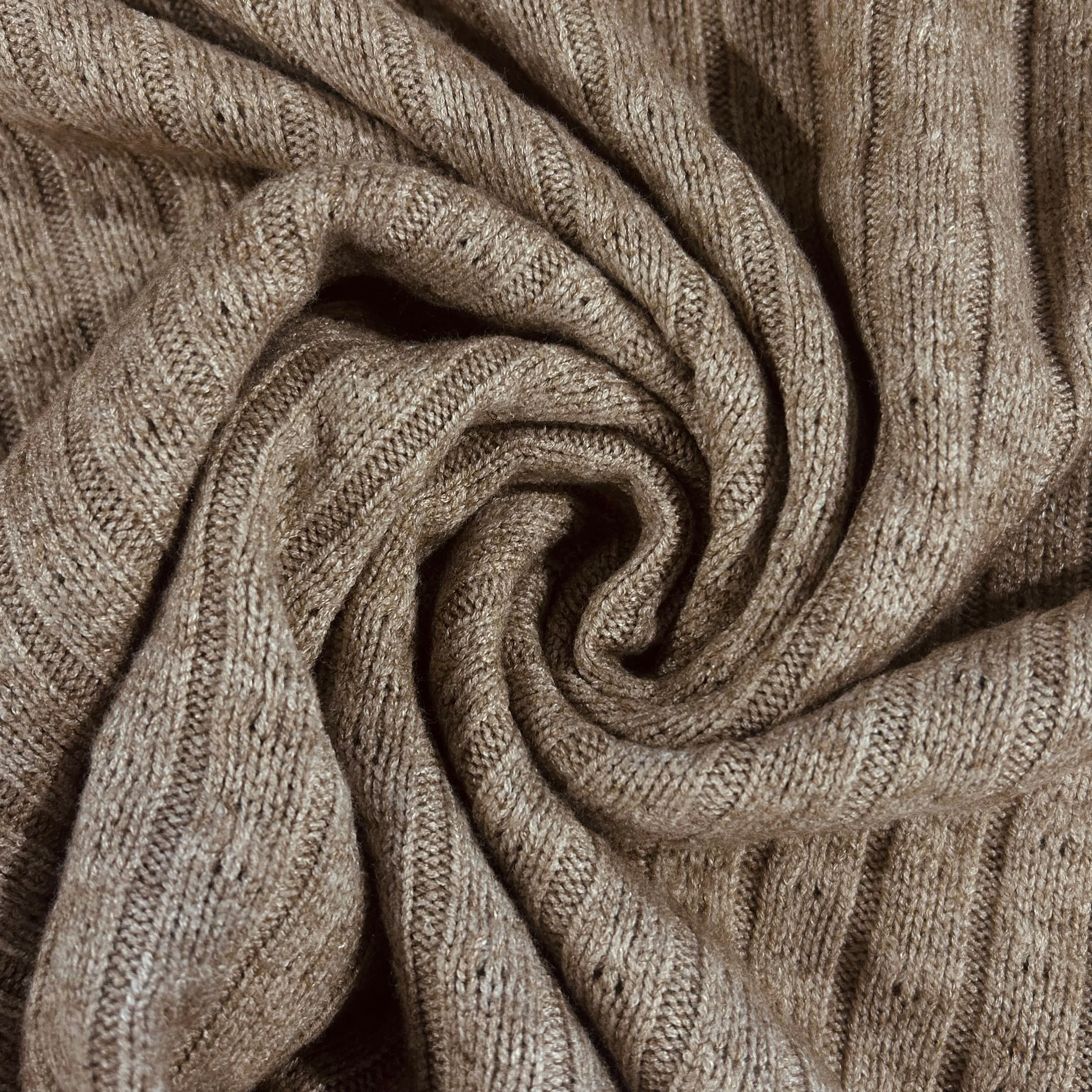 Cable Knit Montreal Caramel